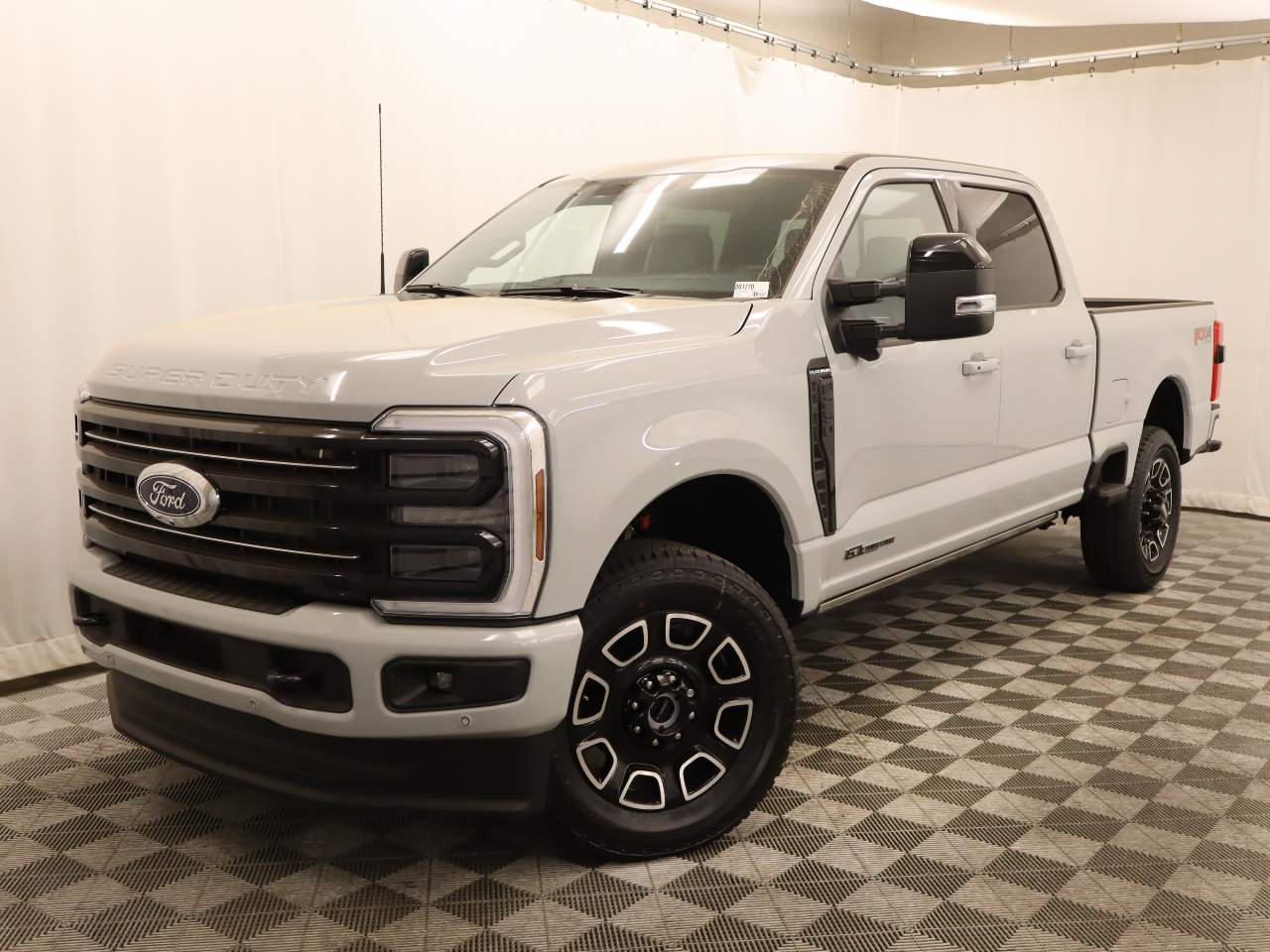2026 Ford F-250 Super Duty Crew Cab Platinum