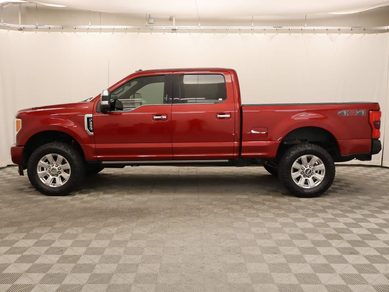2017 Ford F-350 Super Duty Platinum Crew Cab