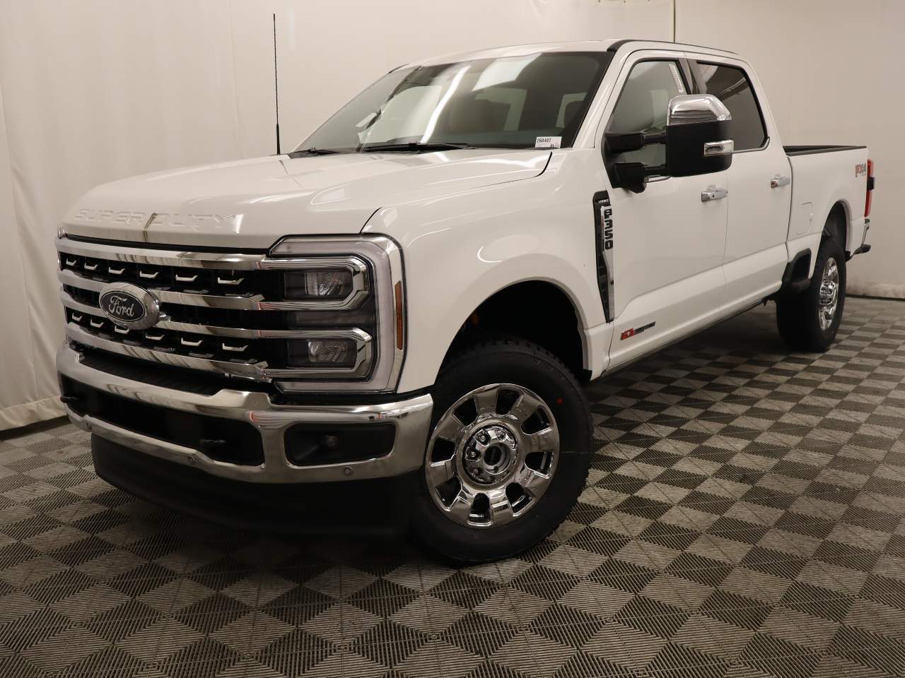 2026 Ford F-350 Super Duty Lariat's photo