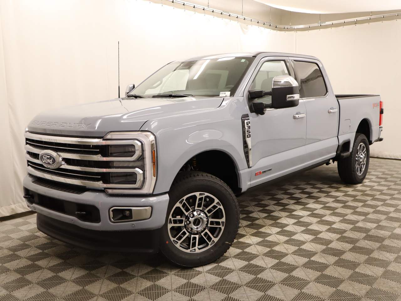 2027 Ford F-350 Super Duty SRW Crew Cab XL