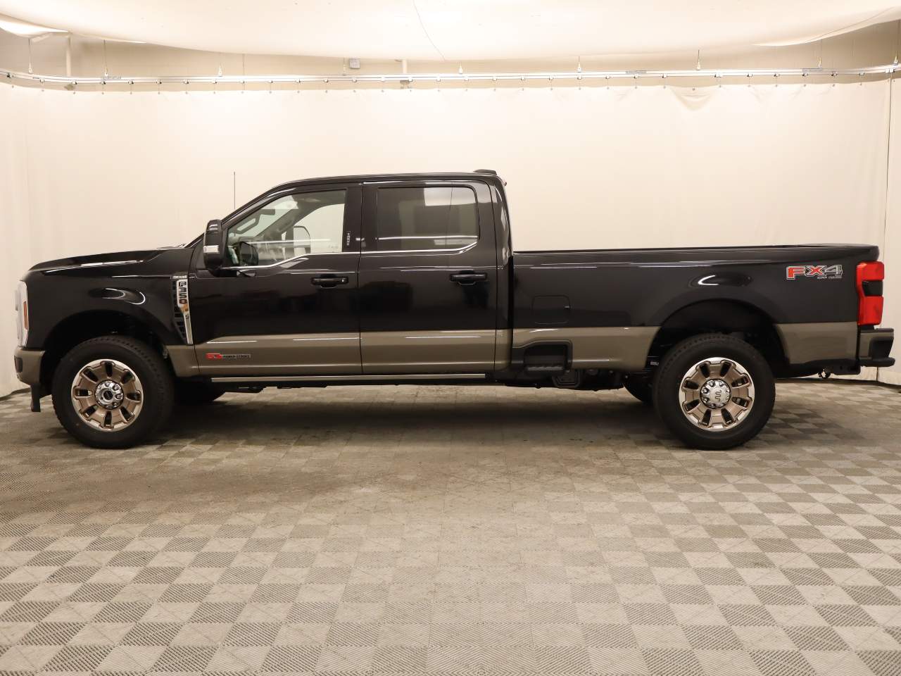 2026 Ford F-350 Super Duty SRW Crew Cab King Ranch