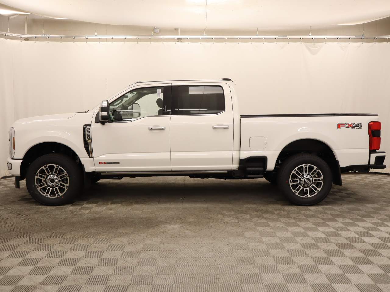 2026 Ford F-350 Super Duty SRW Crew Cab Platinum