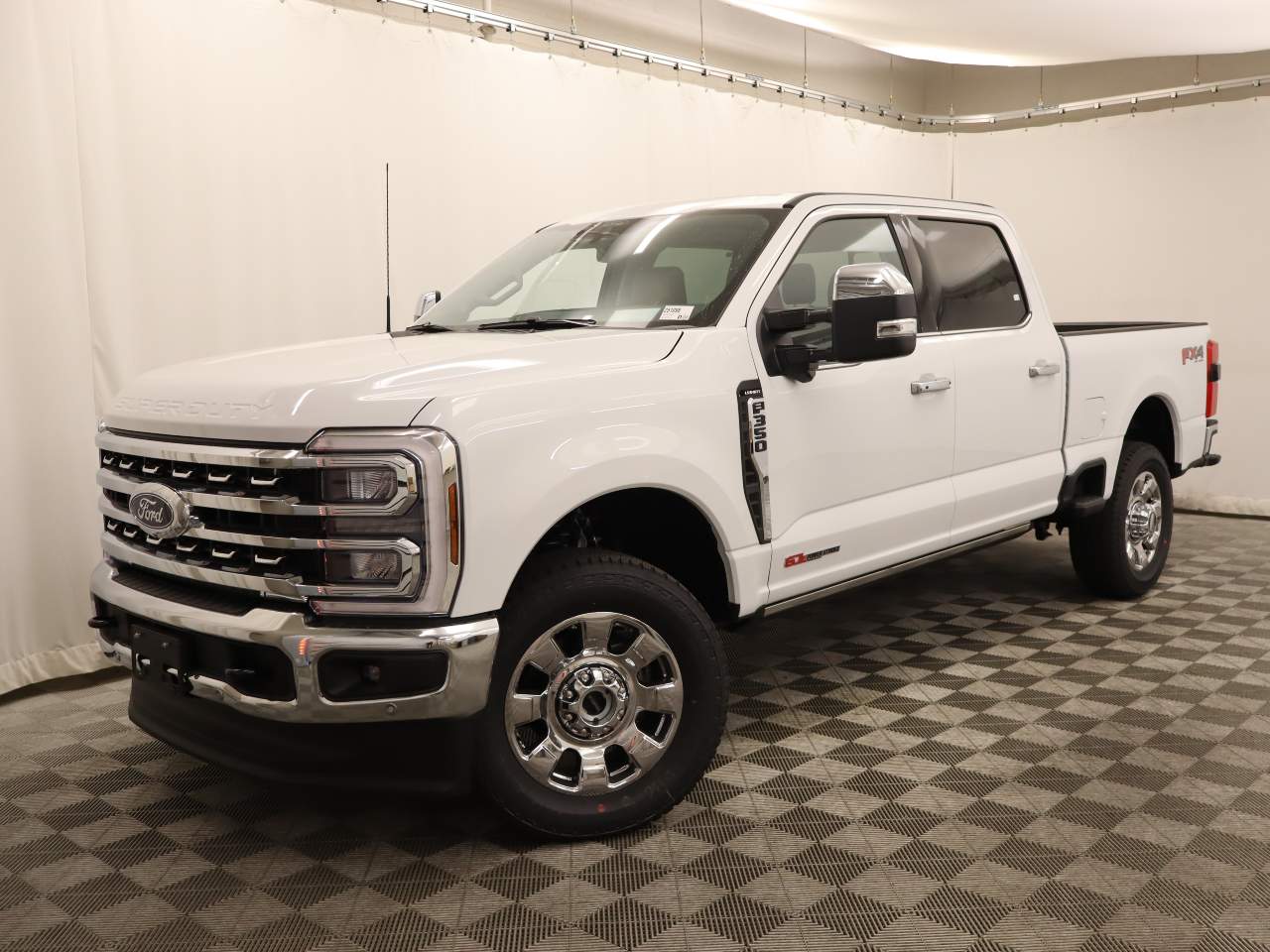 2025 Ford F-350 Super Duty SRW Crew Cab XL