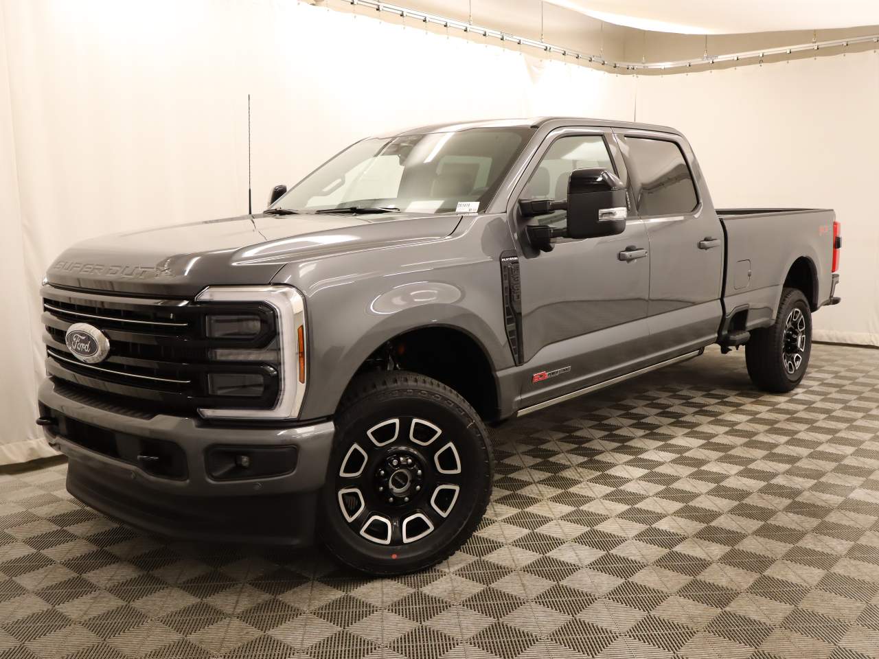 2026 Ford F-350 Super Duty SRW Crew Cab Platinum