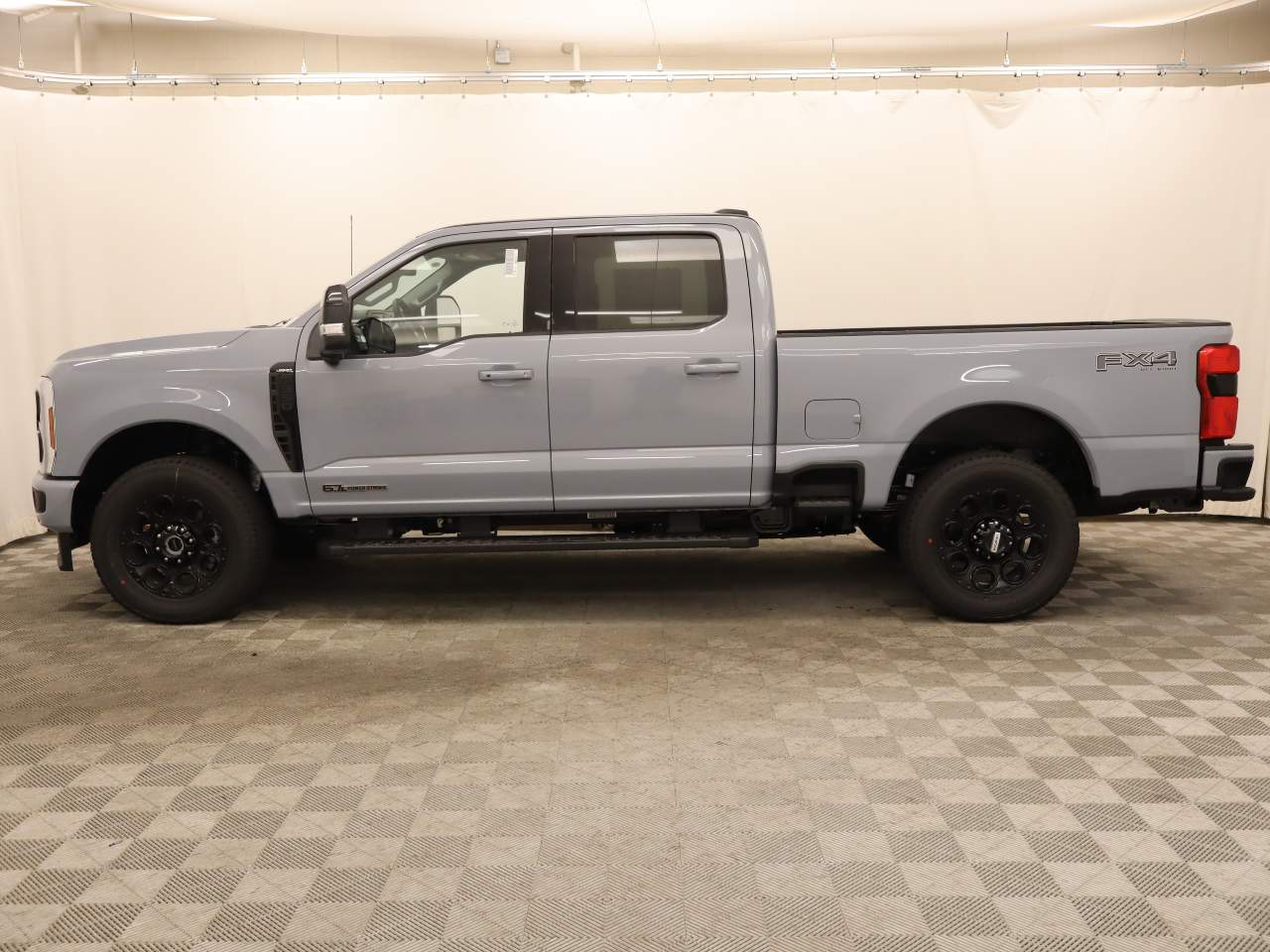 2026 Ford F-350 Super Duty SRW Crew Cab Lariat