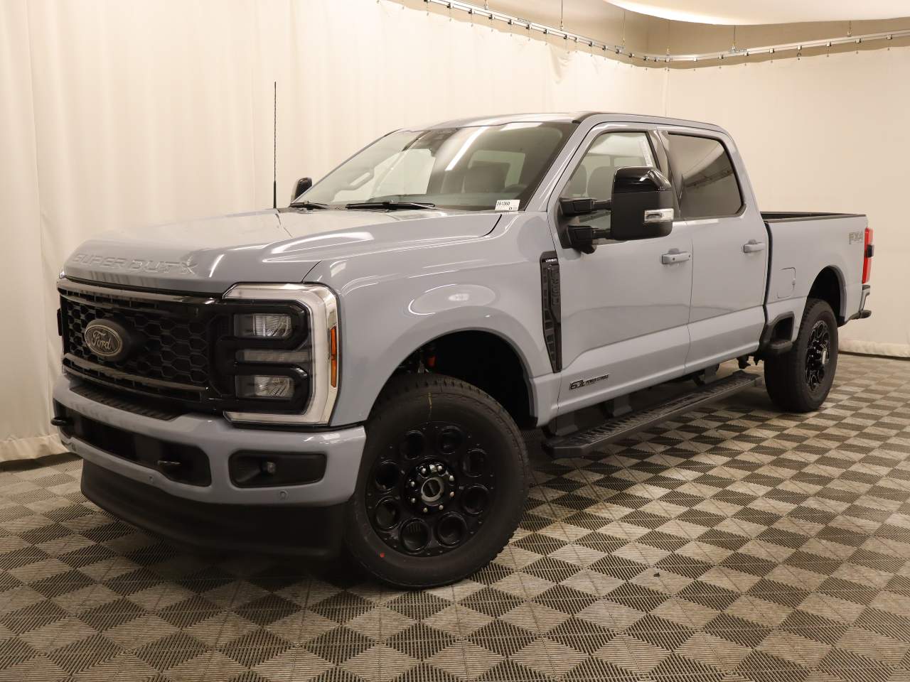 2026 Ford F-350 Super Duty SRW Crew Cab Lariat