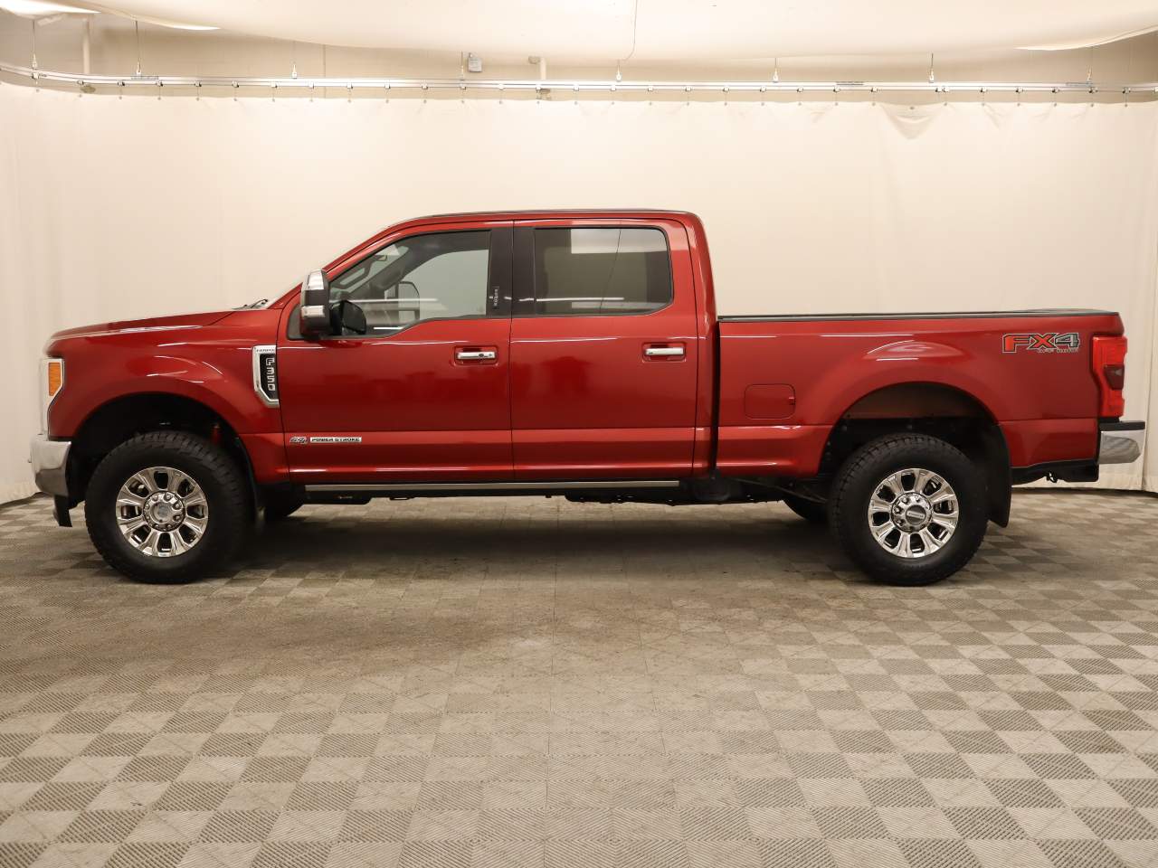 2017 Ford F-350 Super Duty Lariat Crew Cab
