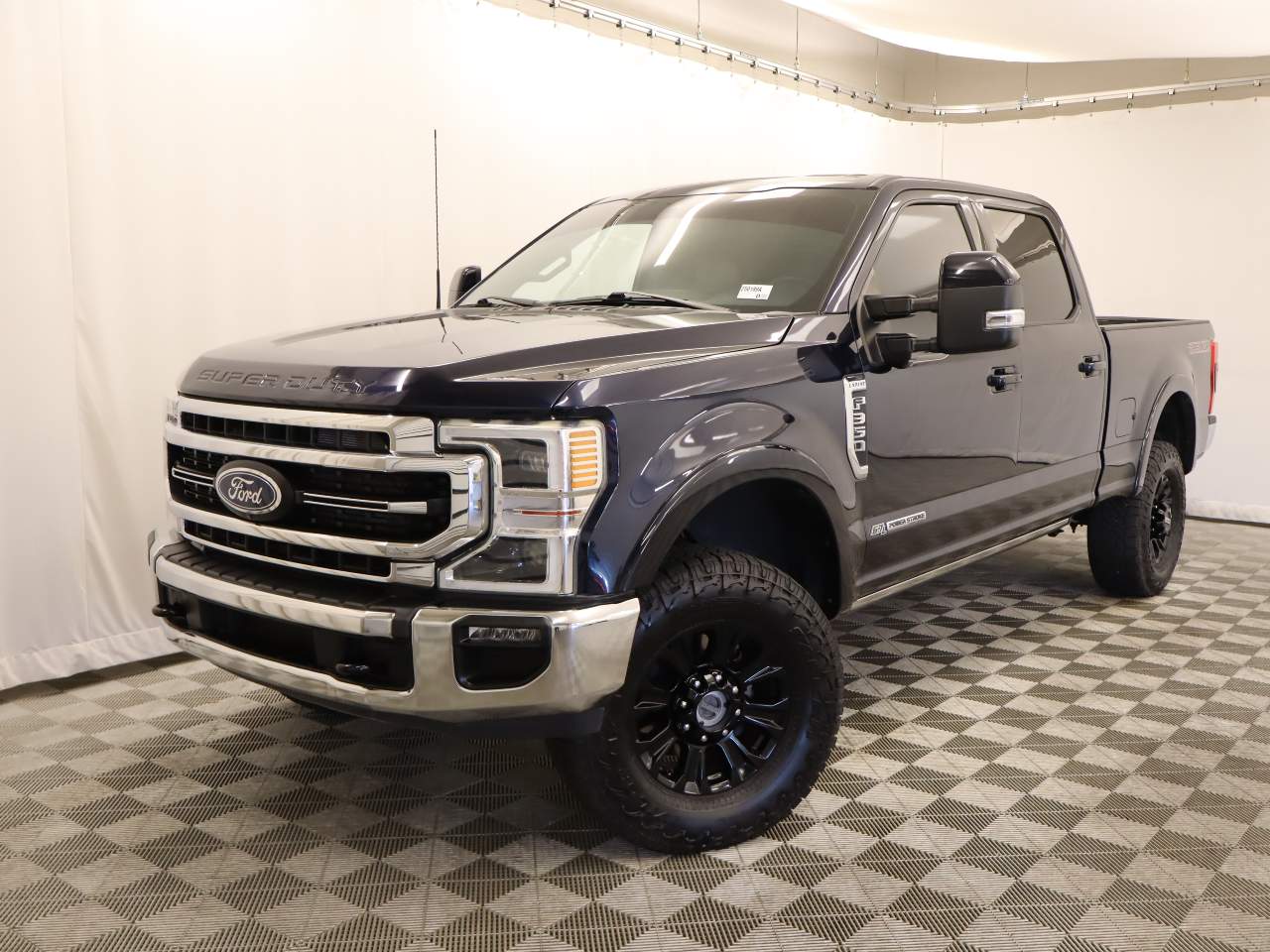 2022 Ford F-350 Super Duty Lariat Crew Cab
