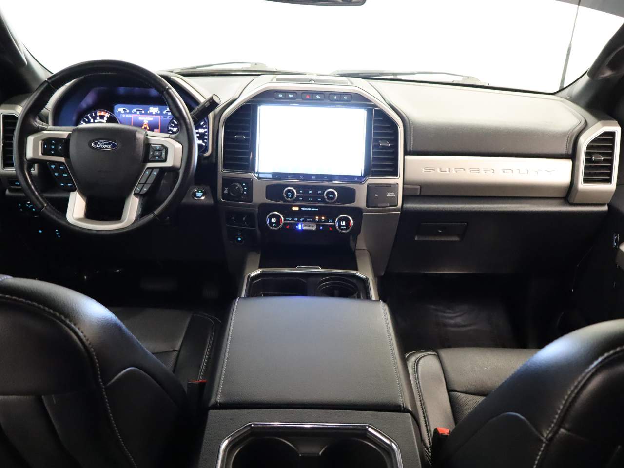 2022 Ford F-350 Super Duty Lariat Crew Cab