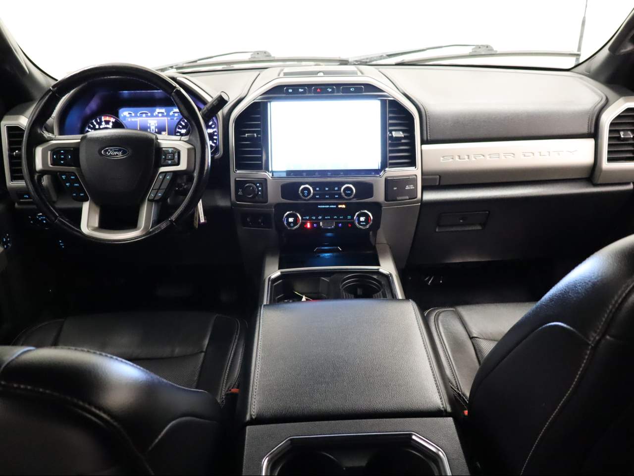 2022 Ford F-350 Super Duty Lariat Crew Cab