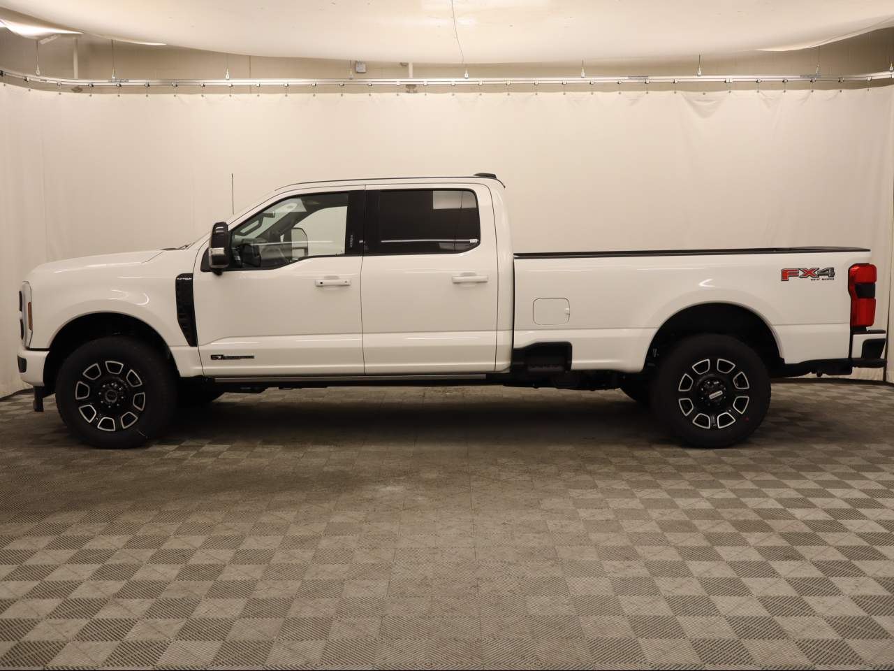 2026 Ford F-350 Super Duty SRW Crew Cab Platinum