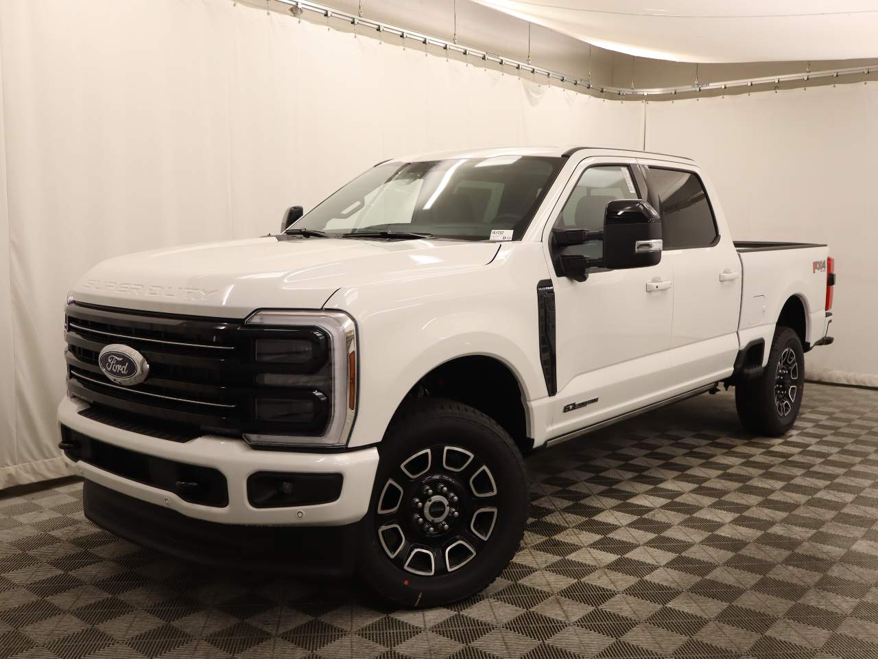 2026 Ford F-350 Super Duty SRW Crew Cab Platinum
