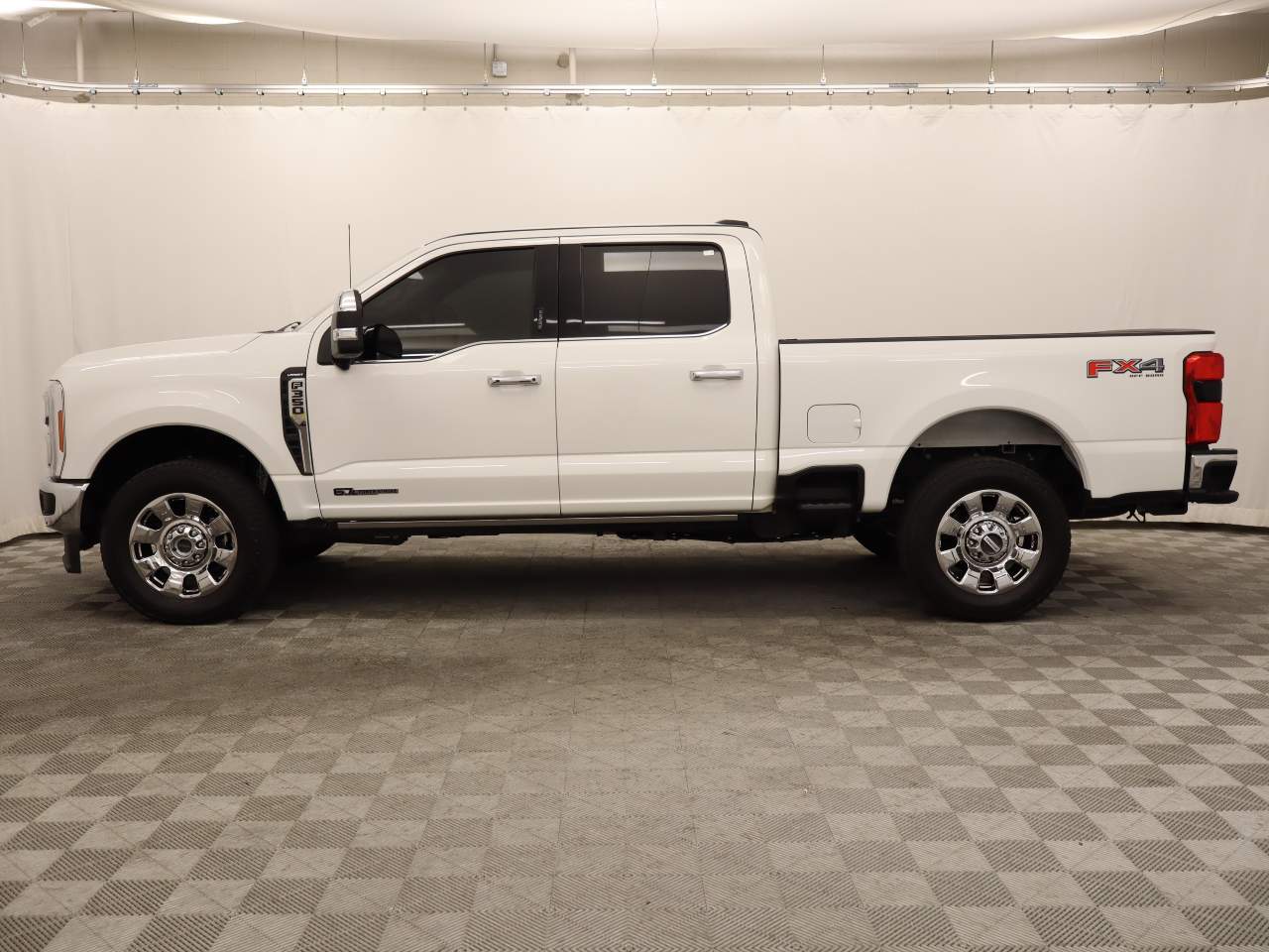 2023 Ford F-350 Super Duty Lariat Crew Cab
