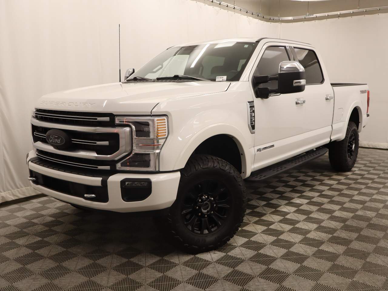 2022 Ford F-350 Super Duty Platinum Crew Cab