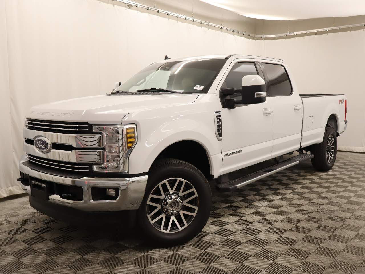 2019 Ford F-350 Super Duty Lariat Crew Cab