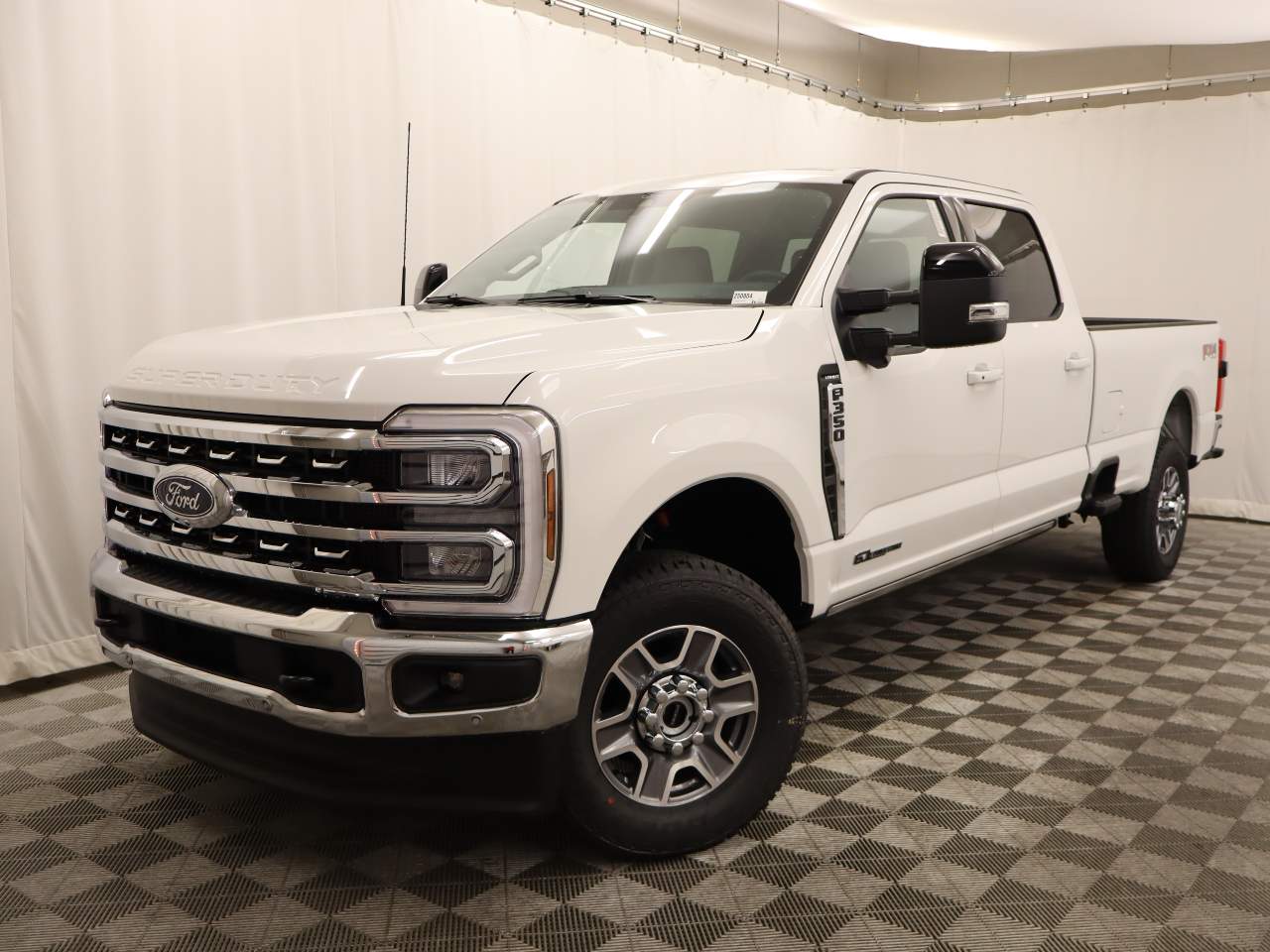 2025 Ford F-350 Super Duty SRW Crew Cab Lariat