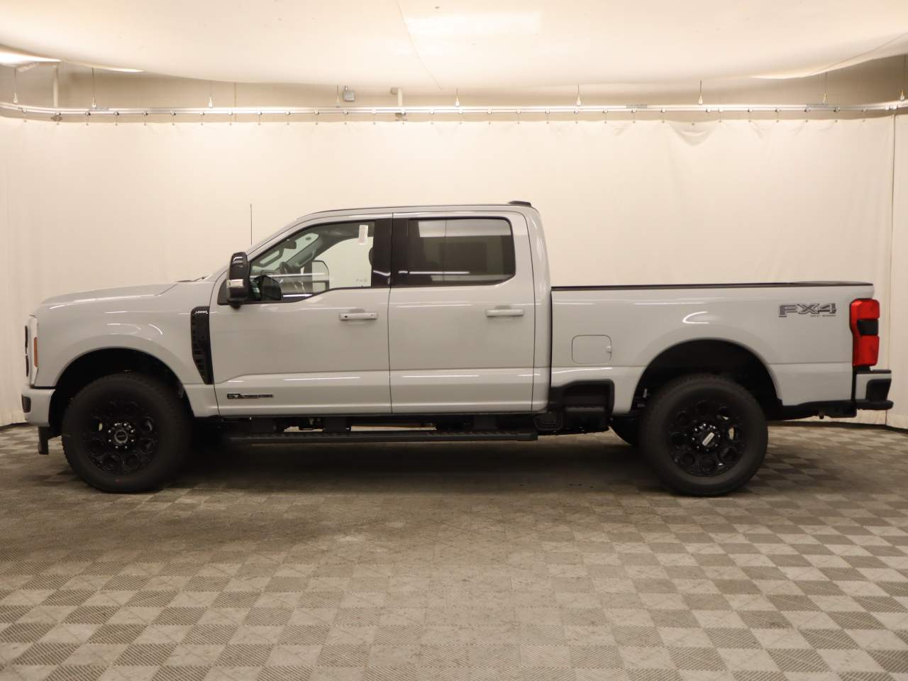2026 Ford F-350 Super Duty SRW Crew Cab Lariat
