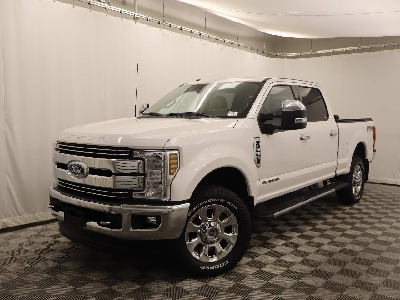 2018 Ford F-350 Super Duty Lariat Crew Cab