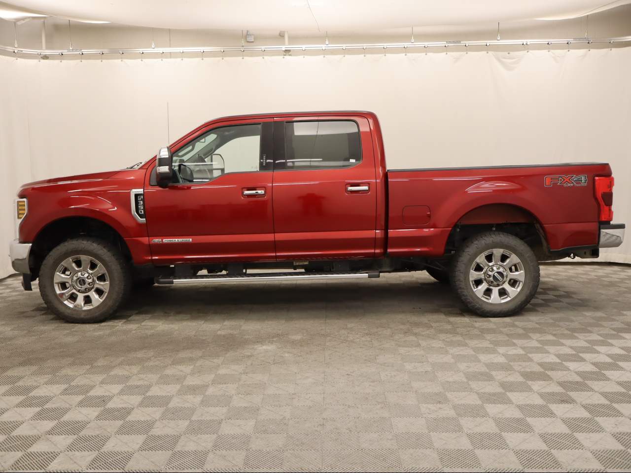 2019 Ford F-350 Super Duty Lariat Crew Cab