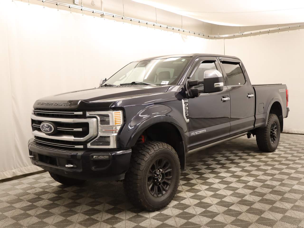 2022 Ford F-350 Super Duty Platinum Crew Cab