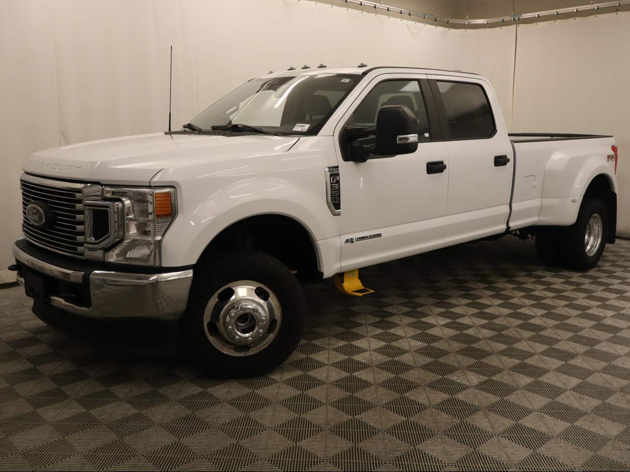 2022 Ford F-350 Super Duty XL Crew Cab