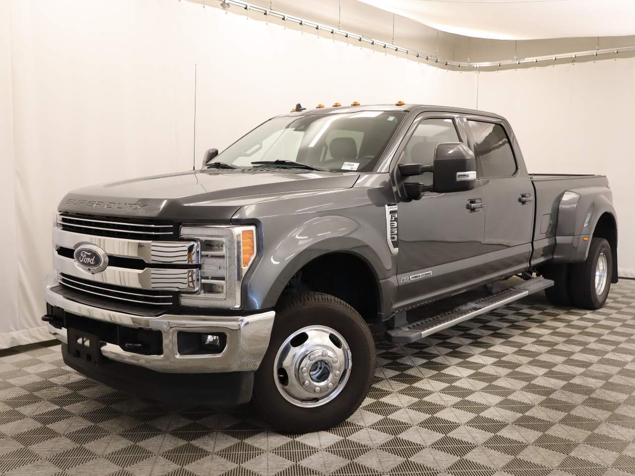 2019 Ford F-350 Super Duty Lariat Crew Cab