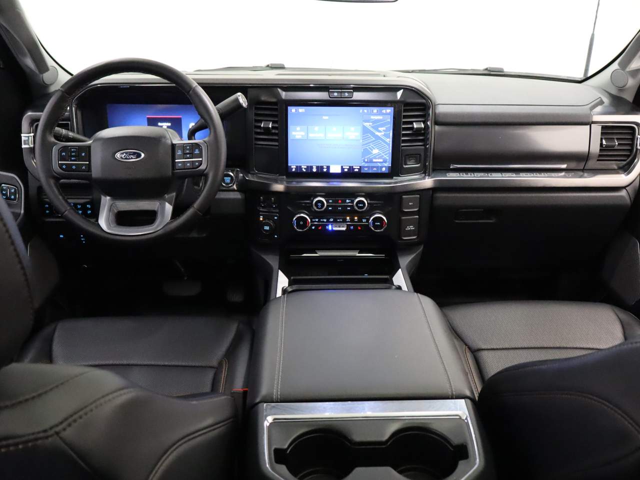 2025 Ford F-450 Super Duty Lariat Crew Cab