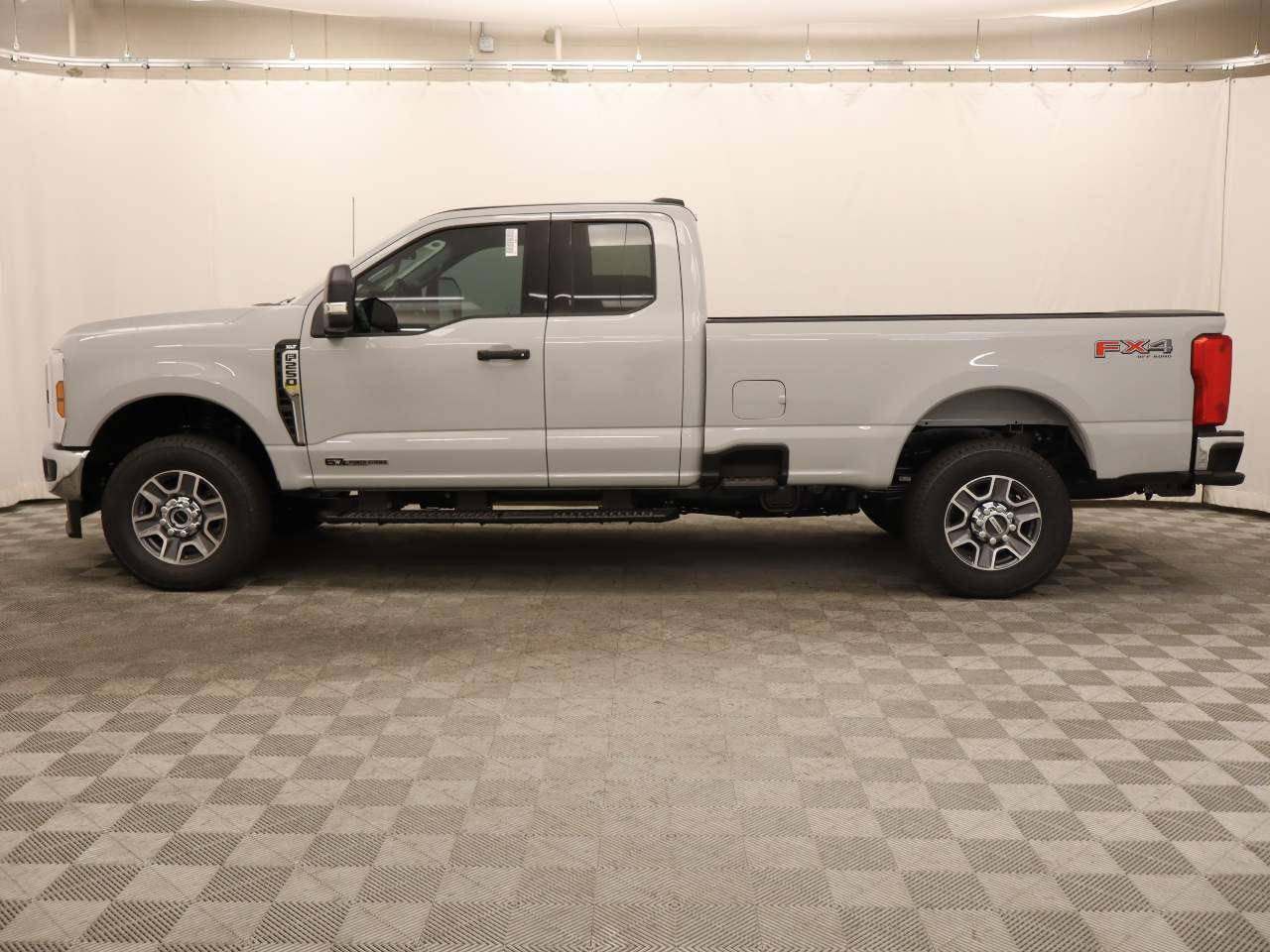 2025 Ford F-250 Super Duty SuperCab XLT