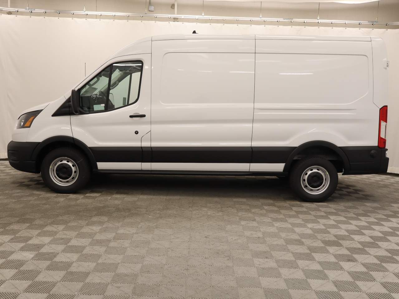 2024 Ford Transit 250