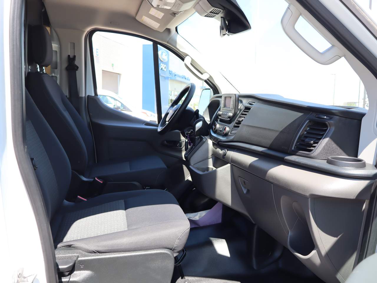 2024 Ford Transit 250