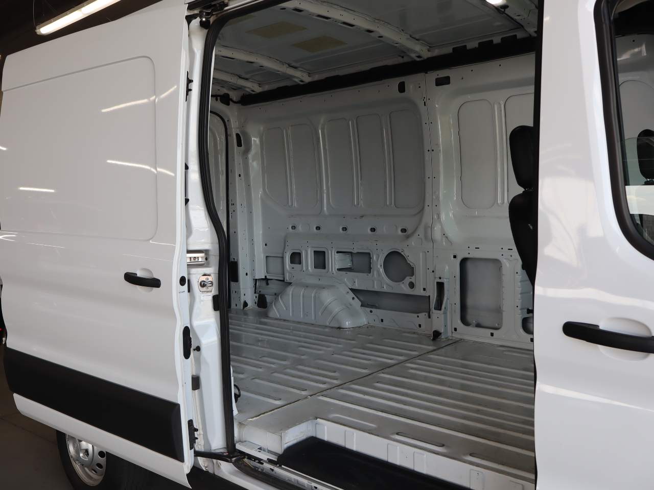 2024 Ford Transit 250