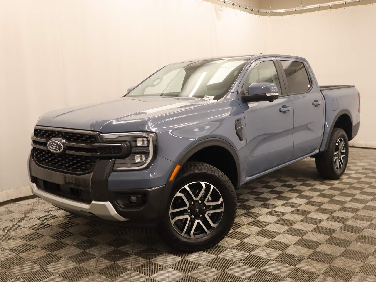 Blue (Azure Gray Metallic Tri-Coat) 2025 Ford Ranger Lariat SuperCrew 4WD Pickup Truck Four-Wheel Drive Automatic