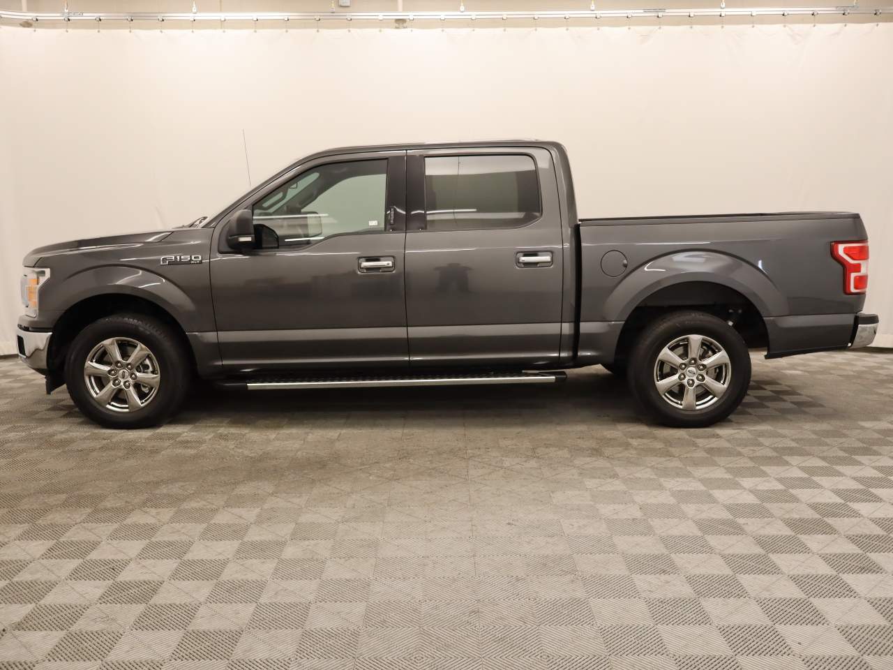 2020 Ford F-150 XLT Crew Cab