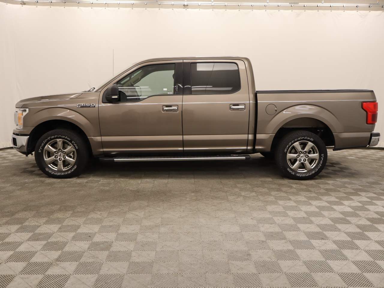 2020 Ford F-150 XLT Crew Cab