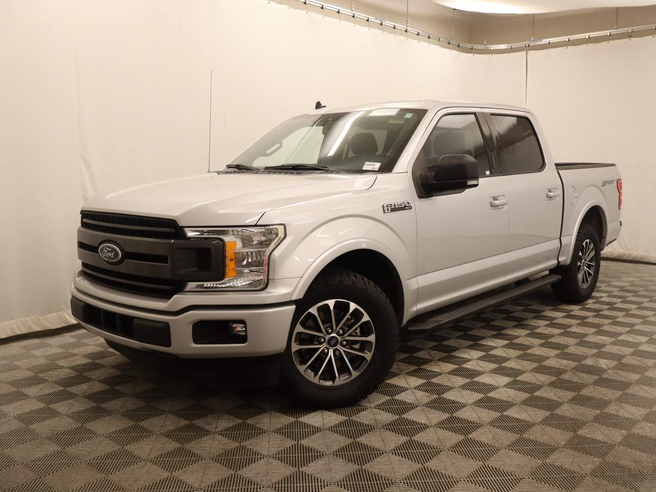 2019 Ford F-150 XLT Crew Cab