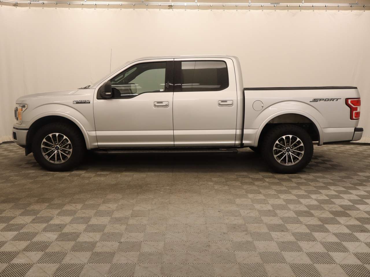 2019 Ford F-150 XLT Crew Cab