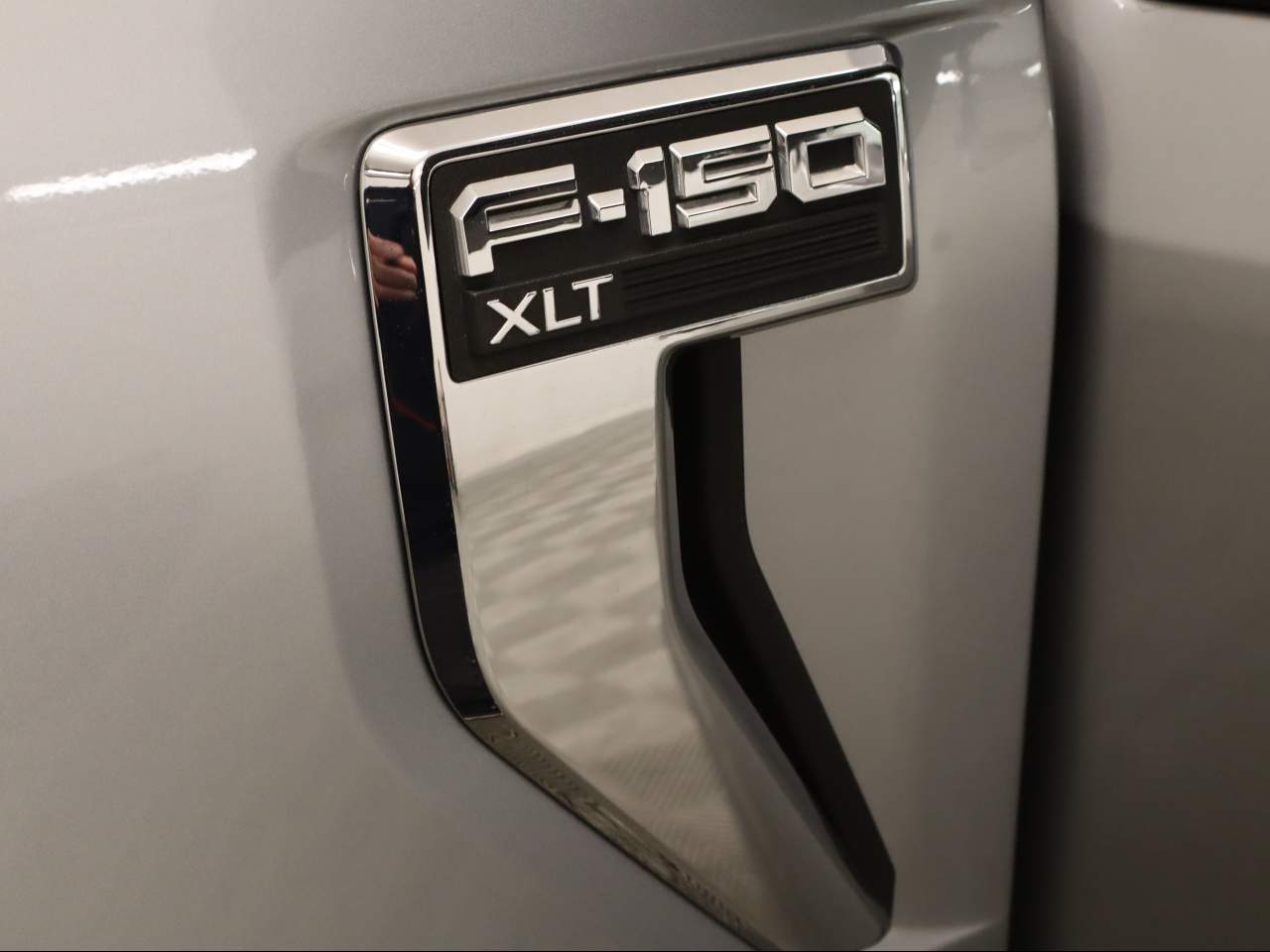 2023 Ford F-150 XLT Crew Cab