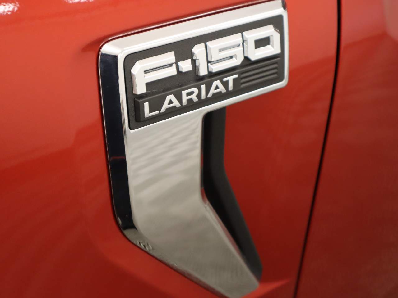 2023 Ford F-150 Lariat Crew Cab