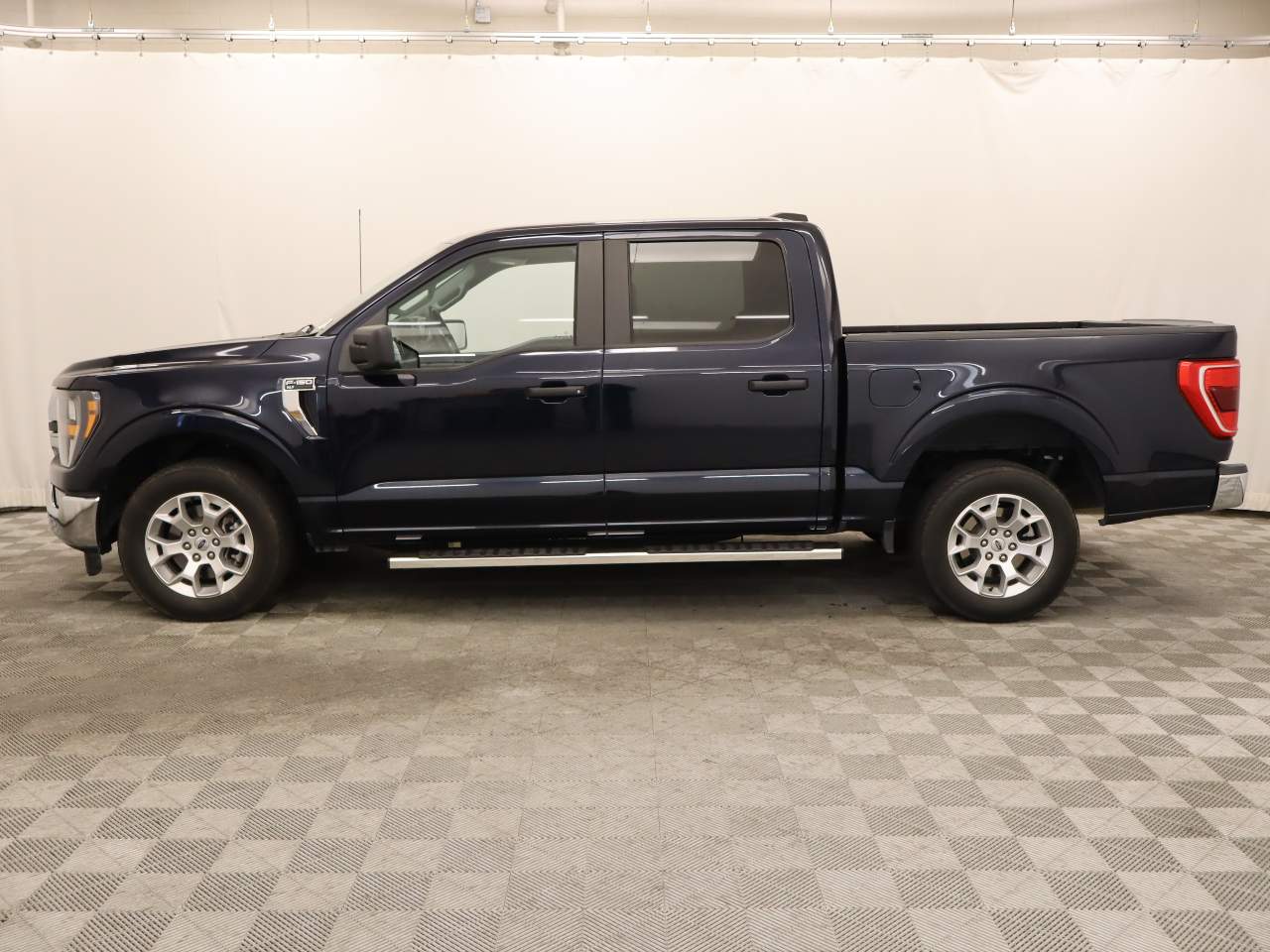 2023 Ford F-150 XLT Crew Cab