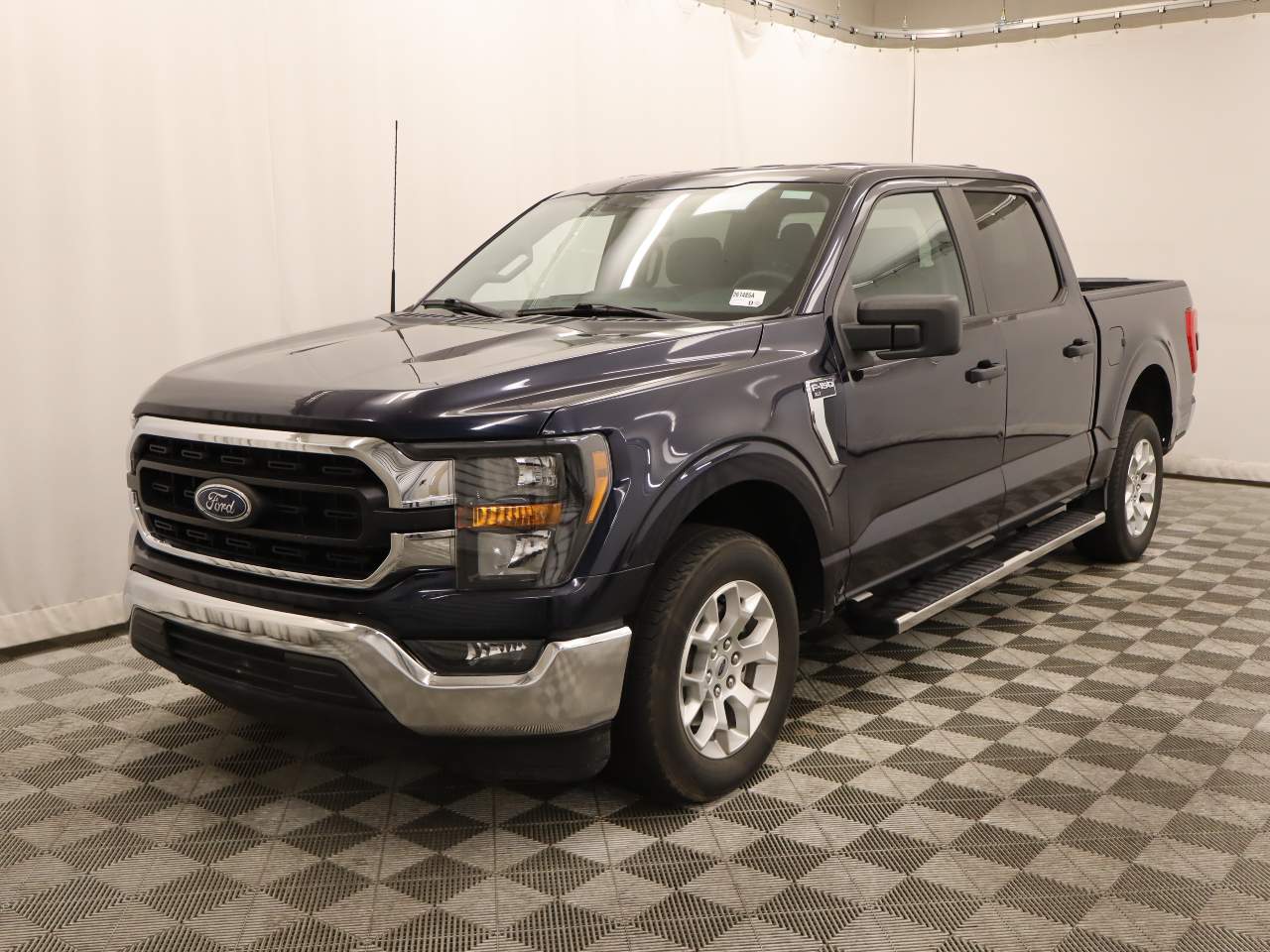 2023 Ford F-150 XLT Crew Cab