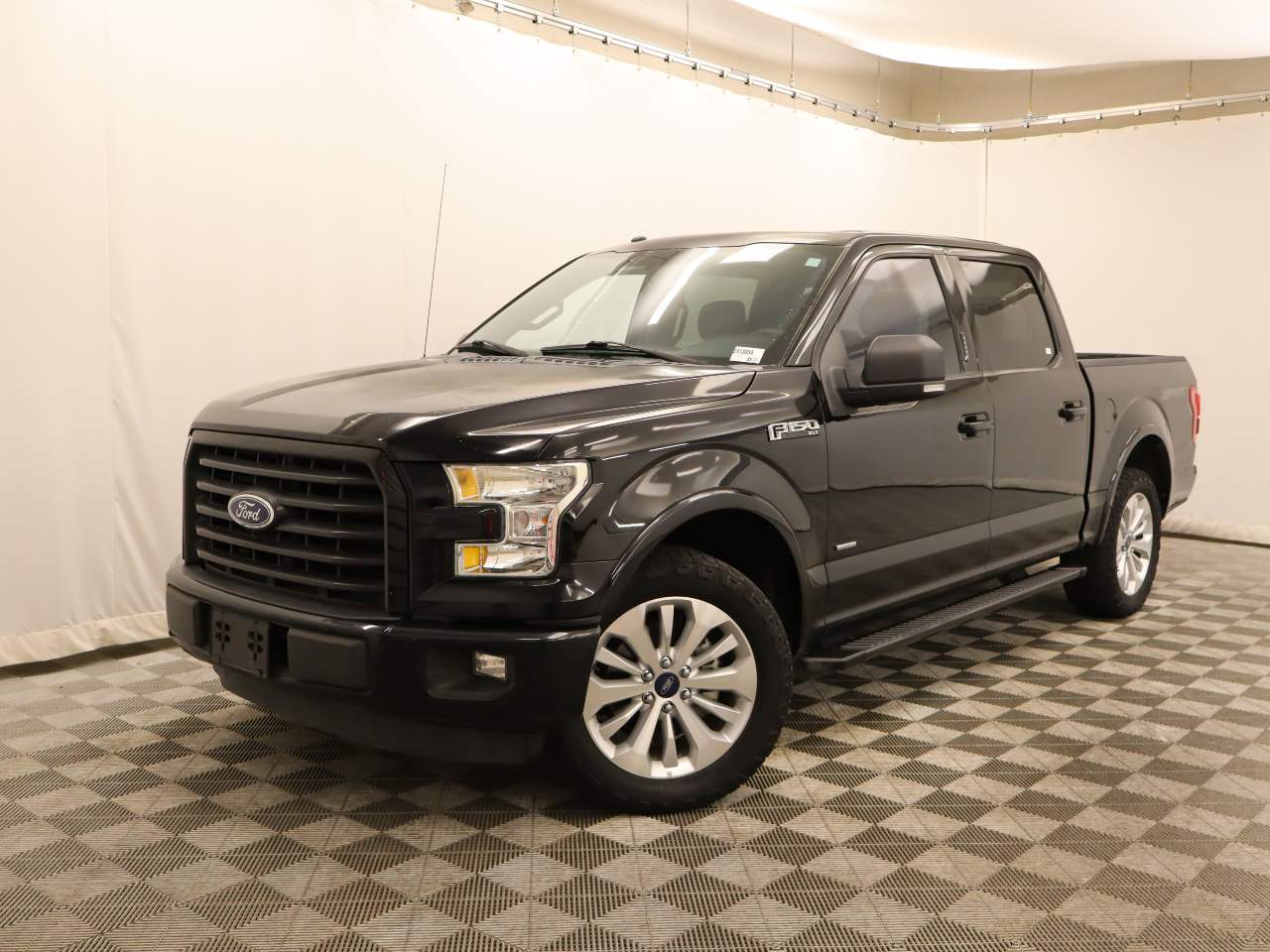 2016 Ford F-150 XLT Crew Cab