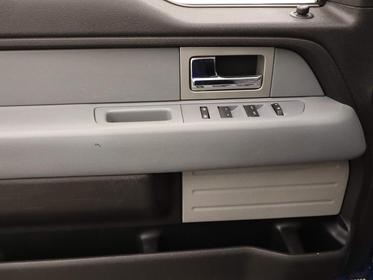 2011 Ford F-150 XL Crew Cab
