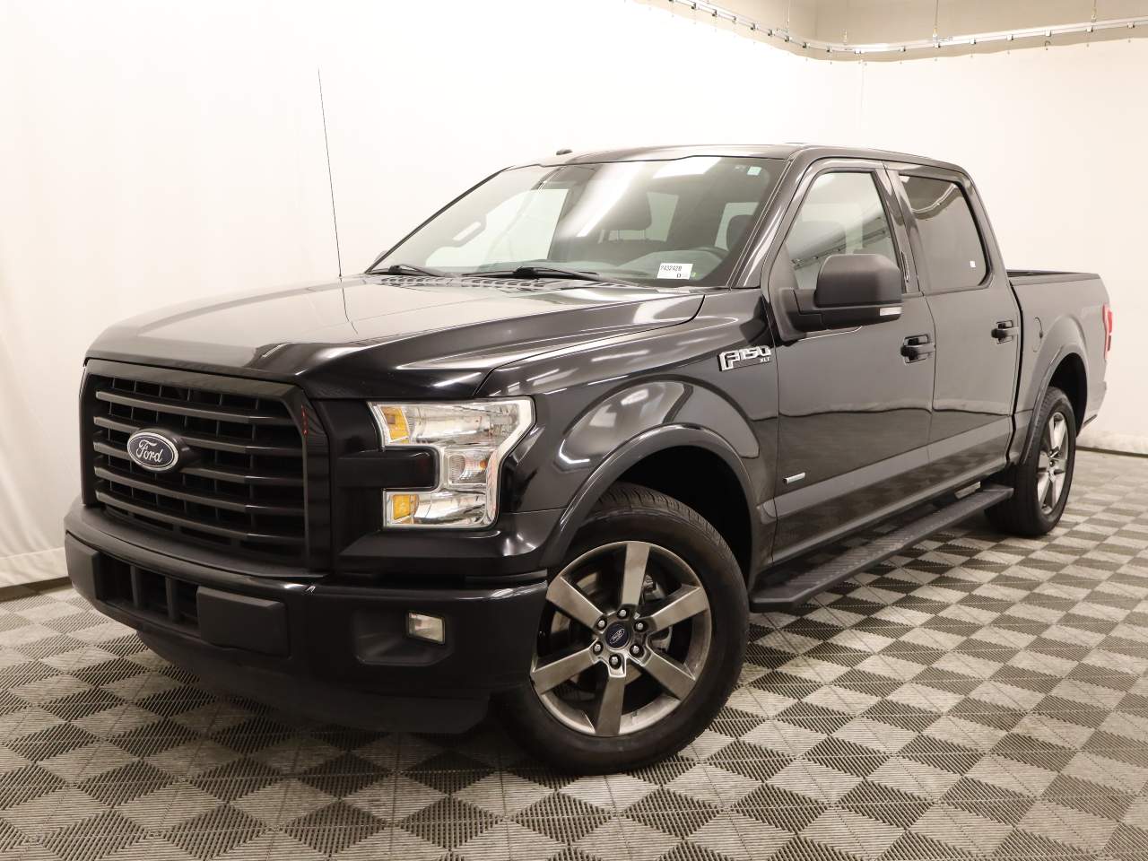2016 Ford F-150 XLT Crew Cab