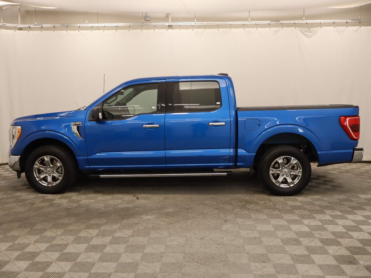 2021 Ford F-150 XLT Crew Cab