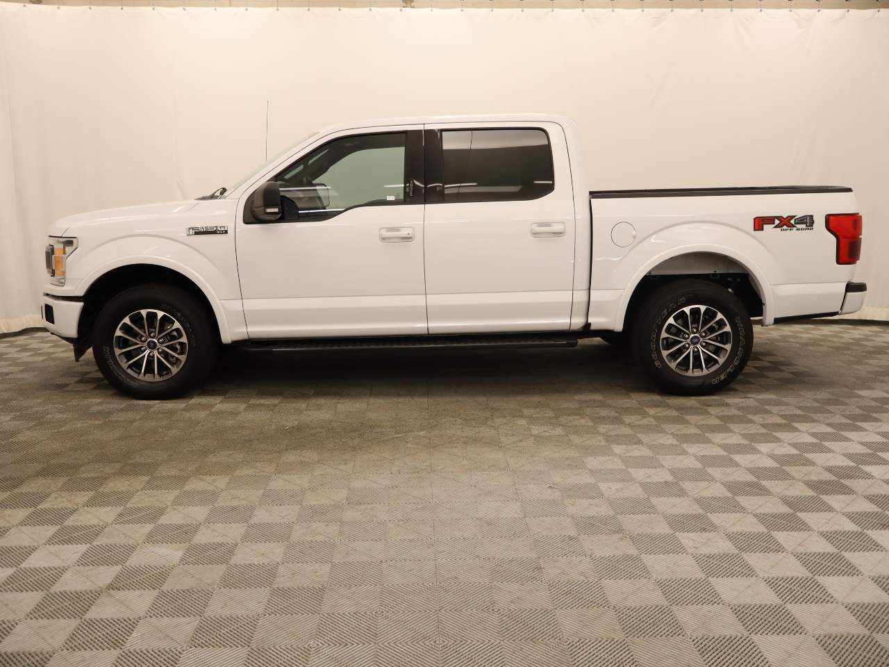 2020 Ford F-150 XLT Crew Cab