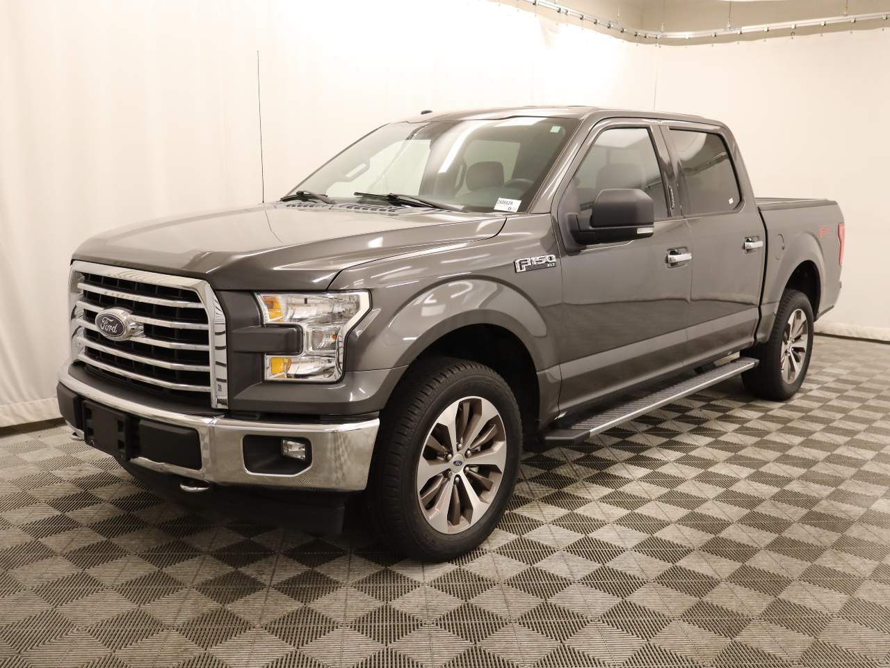 2017 Ford F-150 XLT Crew Cab