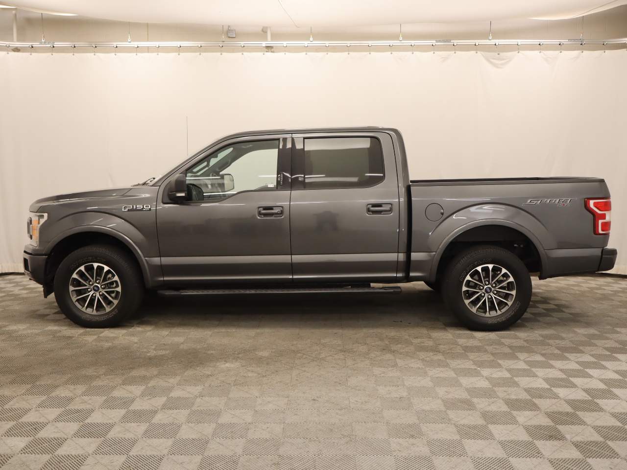 2020 Ford F-150 XLT Crew Cab