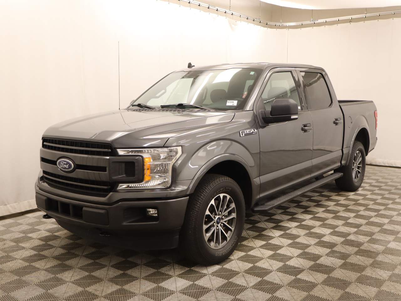 2020 Ford F-150 XLT Crew Cab