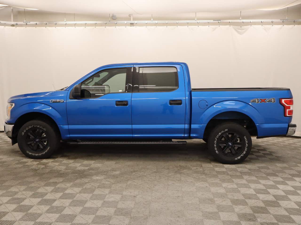 2020 Ford F-150 XLT Crew Cab