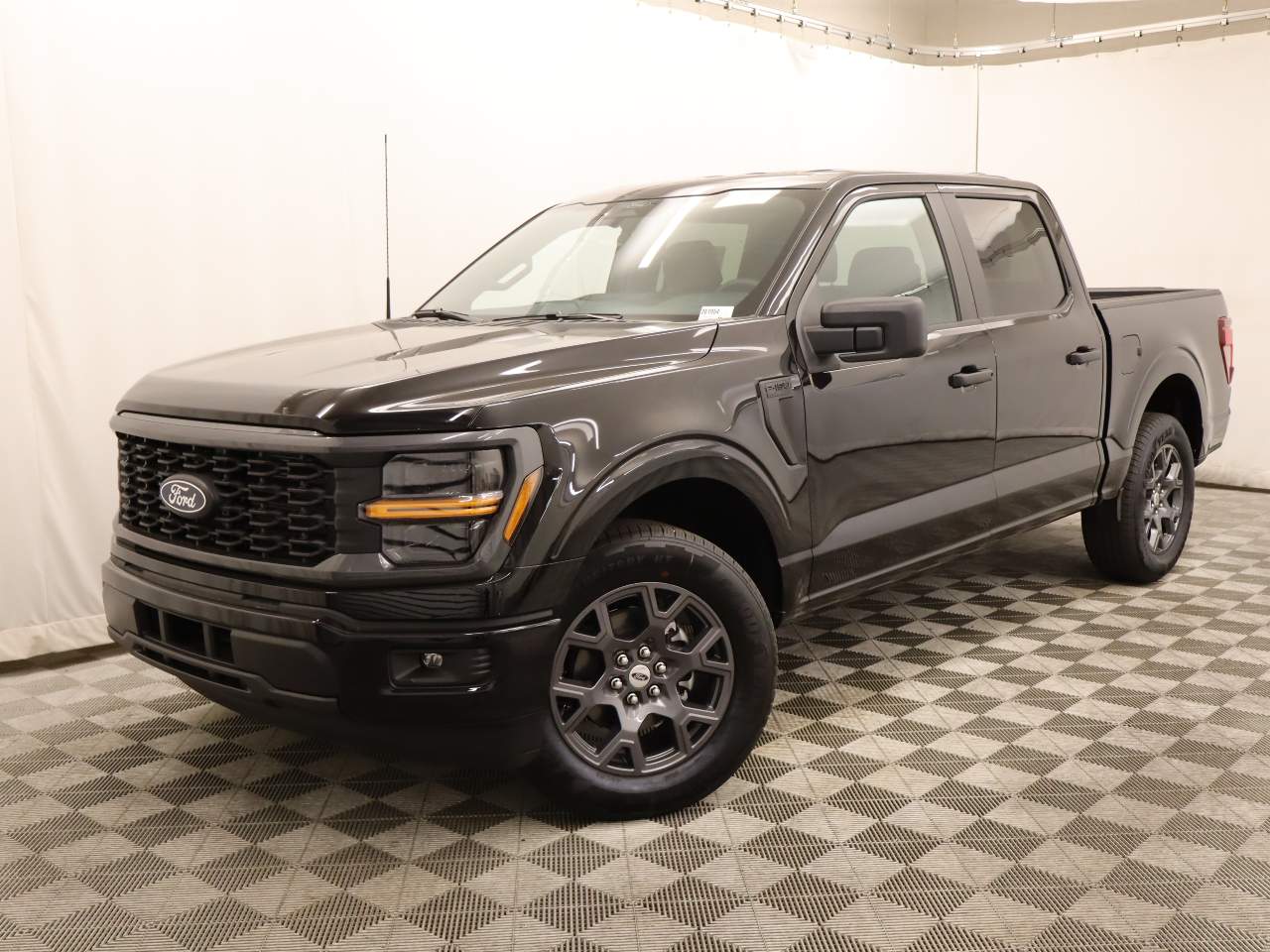 2026 Ford F-150 SuperCrew STX